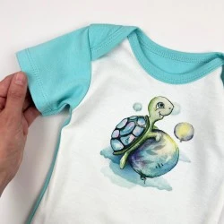 Illustrated Cotton Short-Sleeve Baby Bodysuit – Breeze Turtle