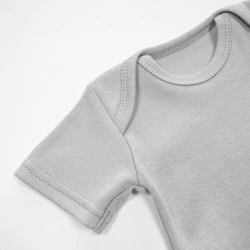 Solid Cotton Short-Sleeve Baby Bodysuit – Style